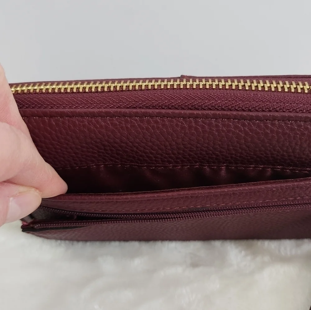 Liz Claiborne Erica Zip Around Faux Leather Gold Dark Wine Wristlet Wallet